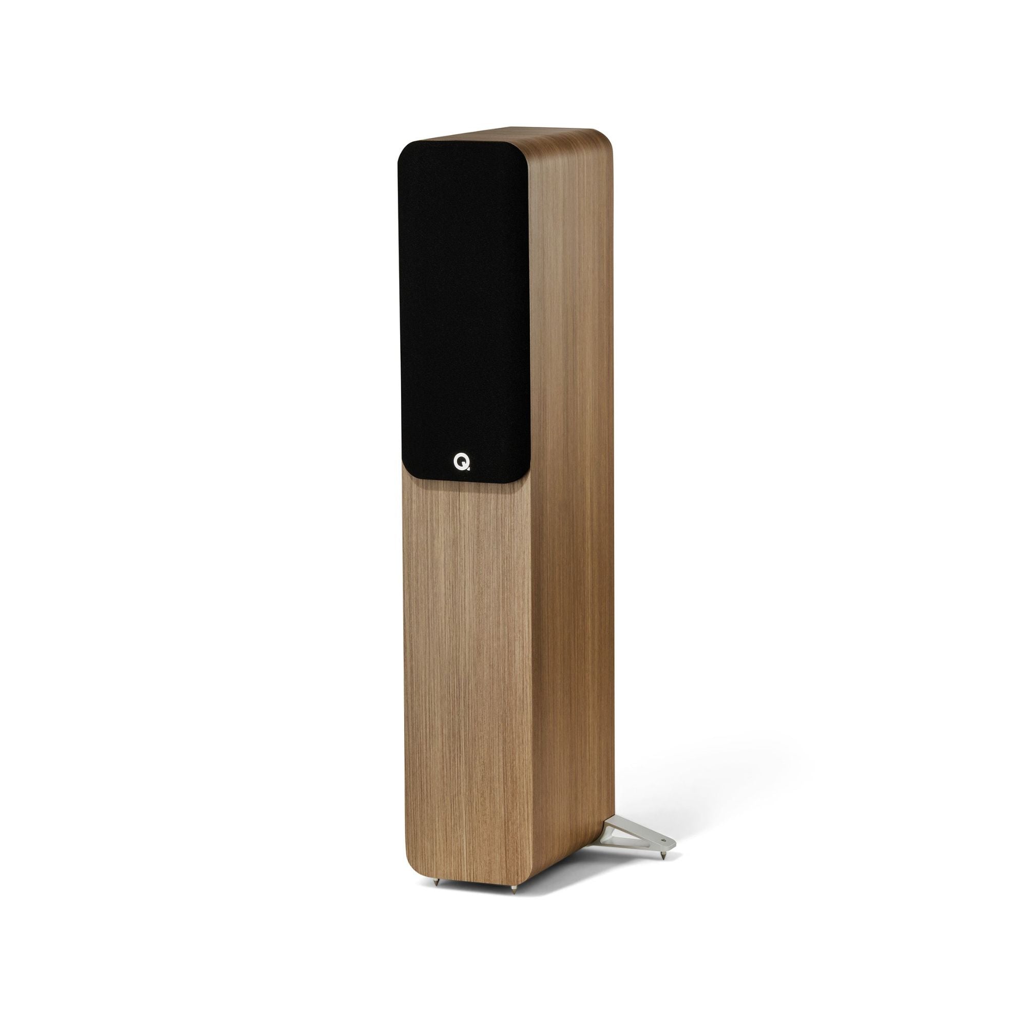 2.AVStore-Q-Acoustic-5040-Floorstanding-Speaker-Front-Angled-View-With-Grille-Oak.jpg