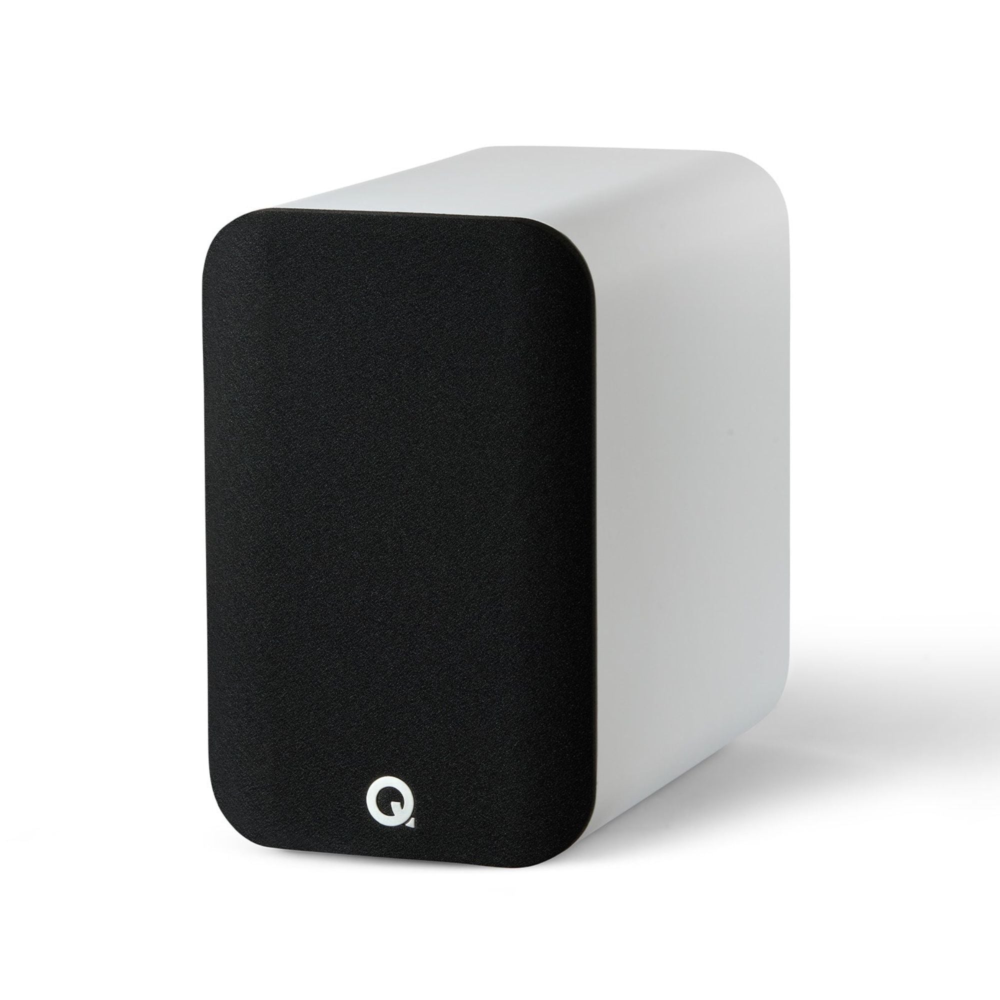 2.AVStore-Q-Acoustics-5020-Front-Angled-View-With-Grille-White.jpg