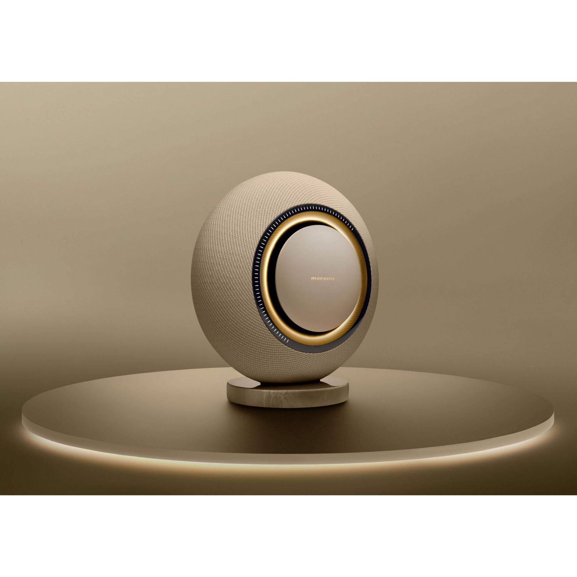 4.AVStore-Marantz-Horizon-Lifestyle-Champagne.jpg