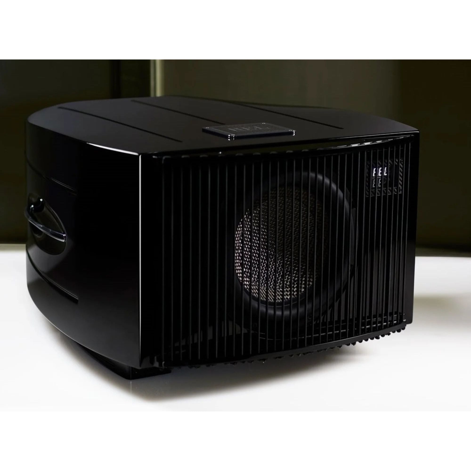 6.AVStore-REL-Acoustics-No-31-Lifestyle.jpg