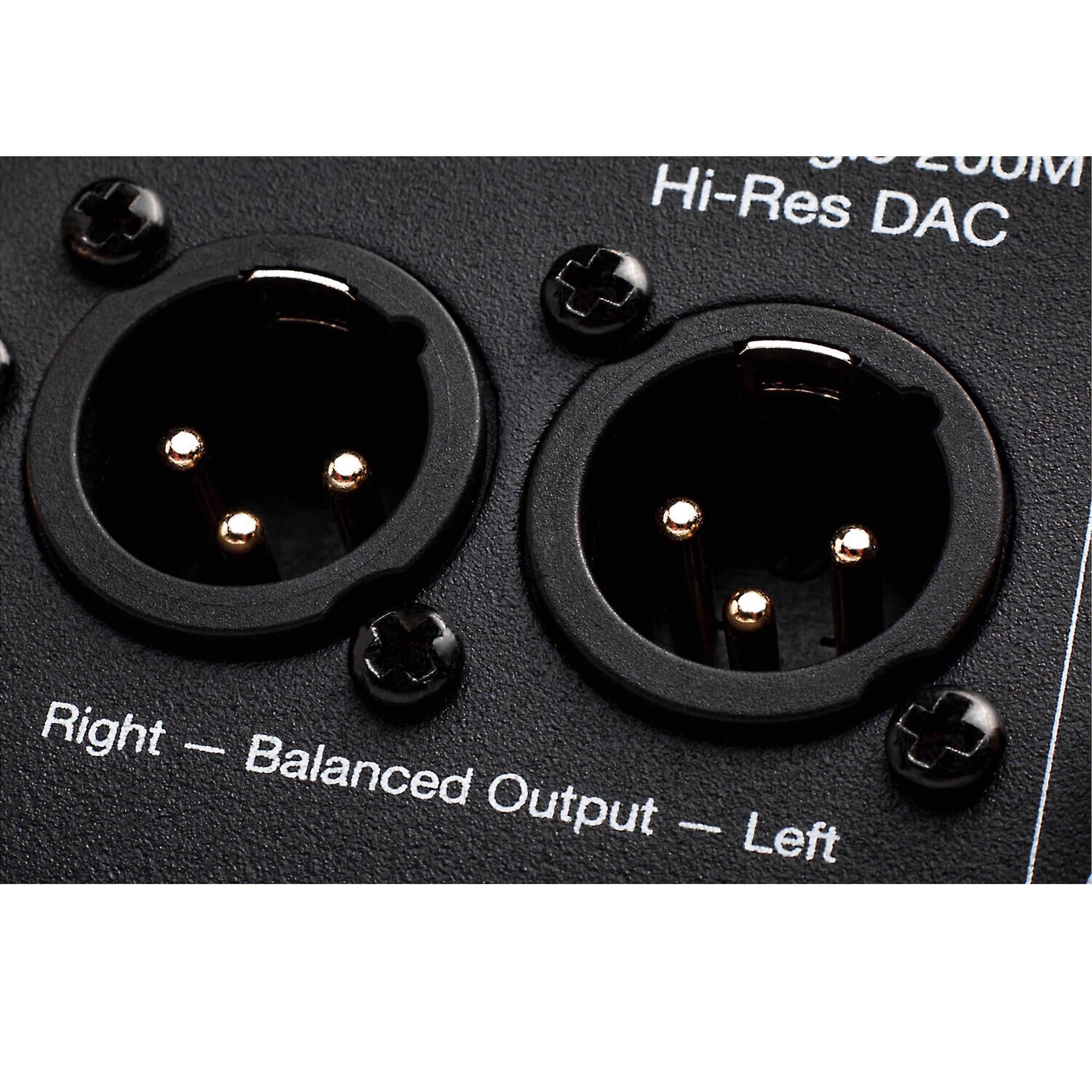 AVStore-Cambridge-Audio-DAC-Magic-200M-XLR.jpg